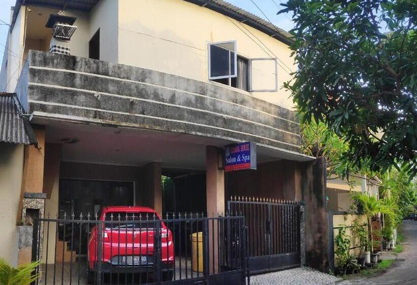 Отель Spot On 90962 Sedana House