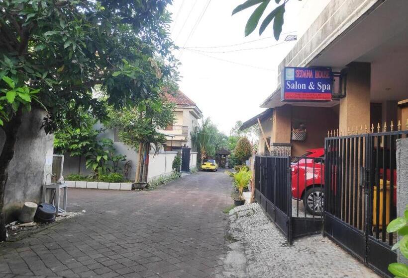 Отель Spot On 90962 Sedana House