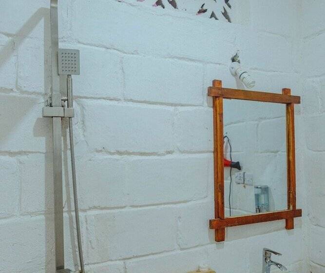 בית מלון כפרי Tropicana Garden