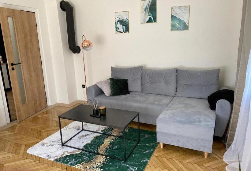 Panda Apartmán Frýdštejn