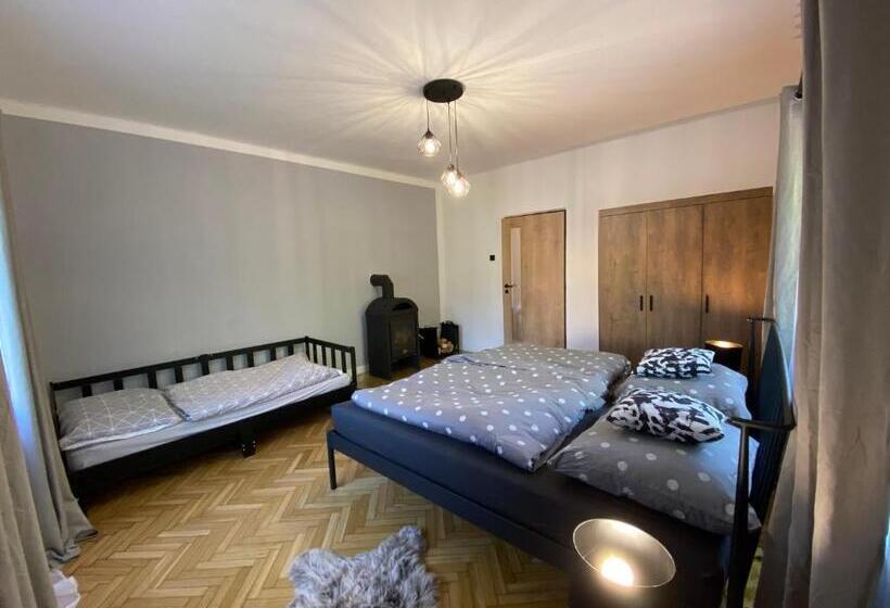 Panda Apartmán Frýdštejn