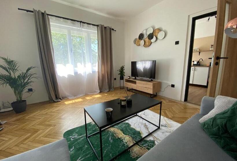 Panda Apartmán Frýdštejn