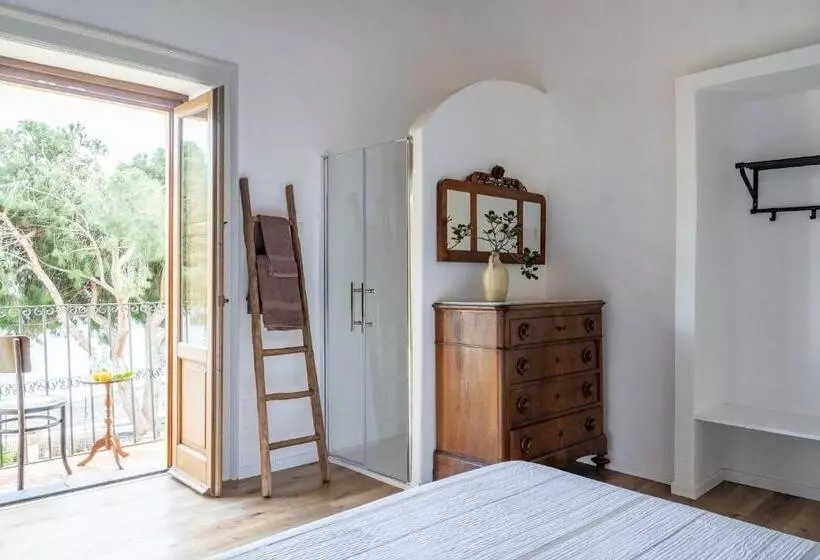 ペンション Iancura   B&b Di Design A Salina