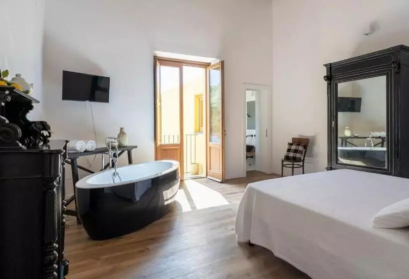 ペンション Iancura   B&b Di Design A Salina