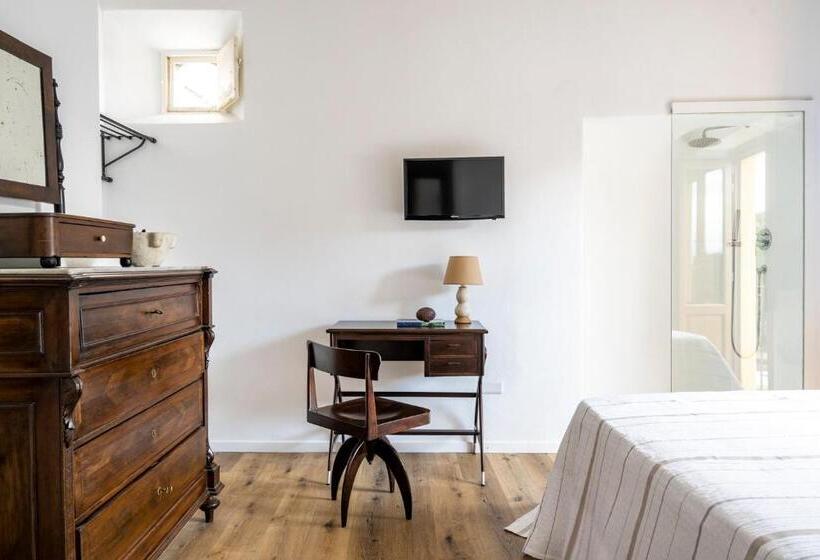 פנסיון Iancura   B&b Di Design A Salina