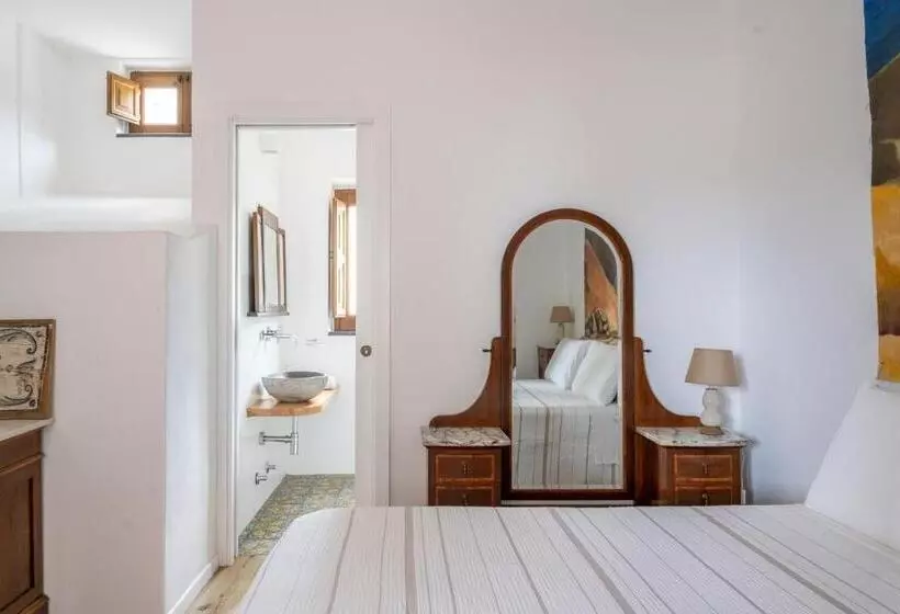 ペンション Iancura   B&b Di Design A Salina