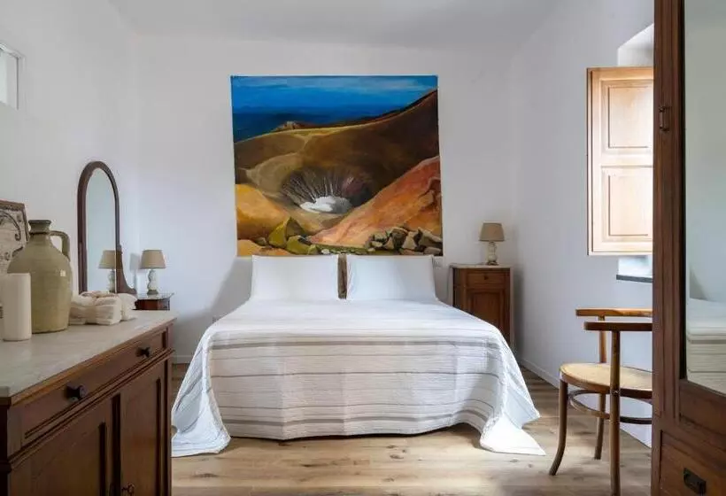 ペンション Iancura   B&b Di Design A Salina