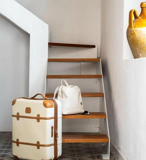 פנסיון Iancura   B&b Di Design A Salina