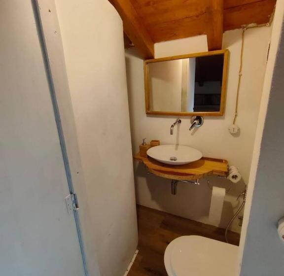 פנסיון Iancura   B&b Di Design A Salina