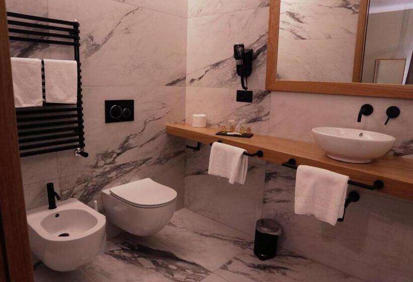 פנסיון Manhattan Room & Suite