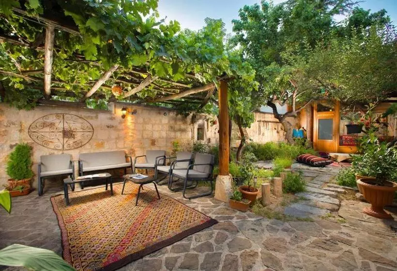 Peri̇ Cave Konak