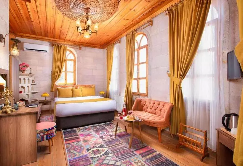 Peri̇ Cave Konak