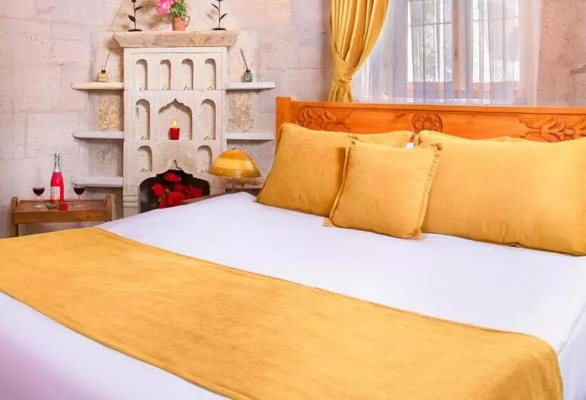 Peri̇ Cave Konak