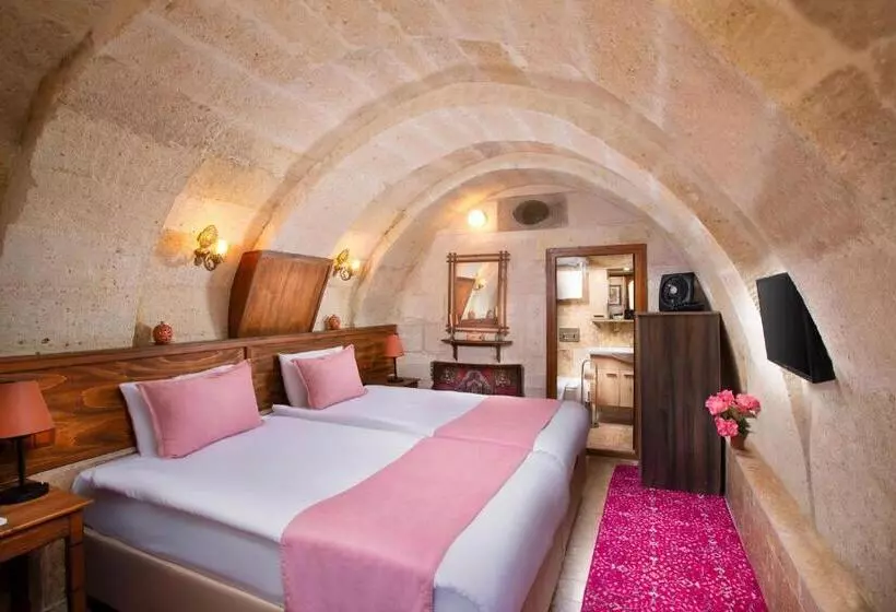 Peri̇ Cave Konak
