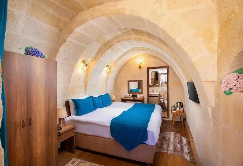 Peri̇ Cave Konak