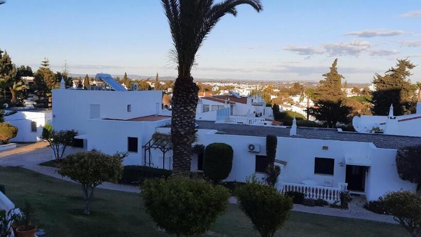 Armação De Pêra Brightness 2 With Pool By Homing