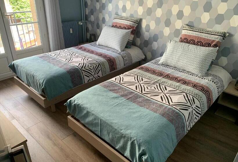 Au Cœur De Lisieux 83 M2 Et Vue Sur La Basilique