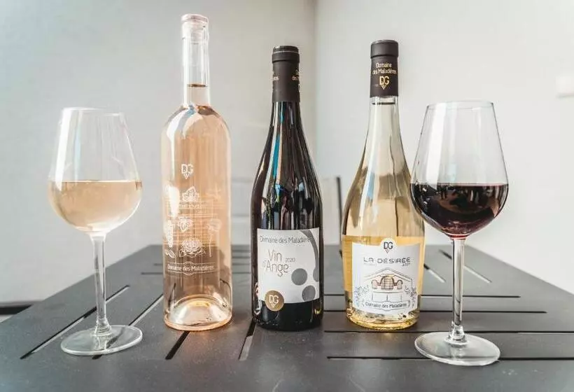 ベッドアンドブレックファースト Chambre D Hôte Avec Spa Privatif Domaine Les Nuits Envôutées   Gard