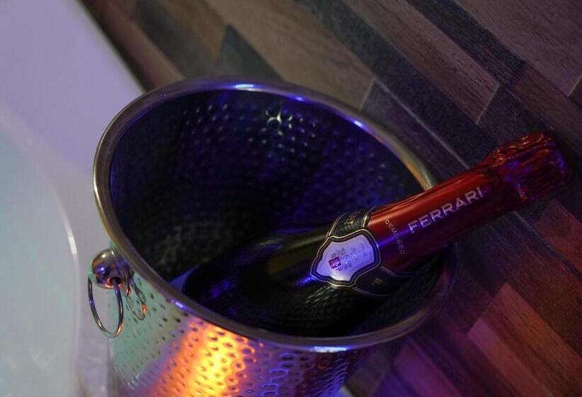 Corte Manzoni Independent Suite