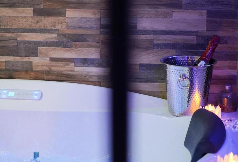 Corte Manzoni Independent Suite