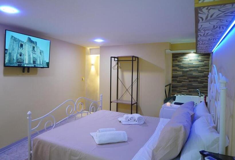 Corte Manzoni Independent Suite