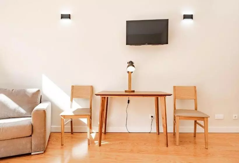 پانسیون Viva Three Magi Residence