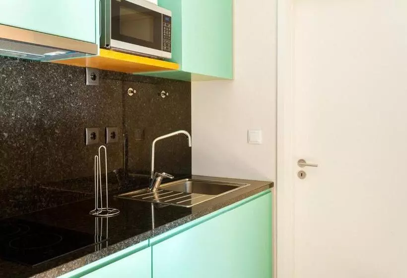 پانسیون Viva Three Magi Residence