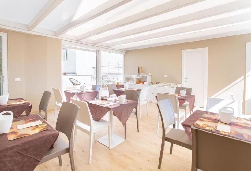 B&b Rais Luxury Rooms