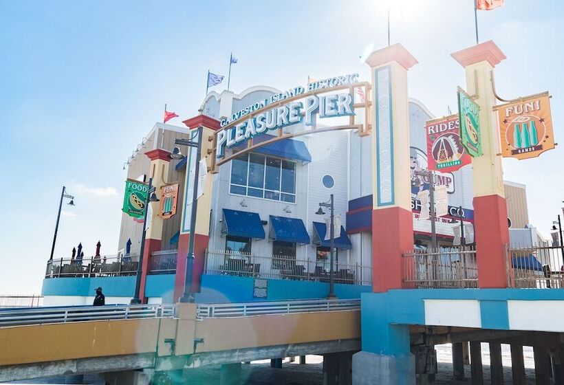 By The Sea Resort 808 Seaside Retreat