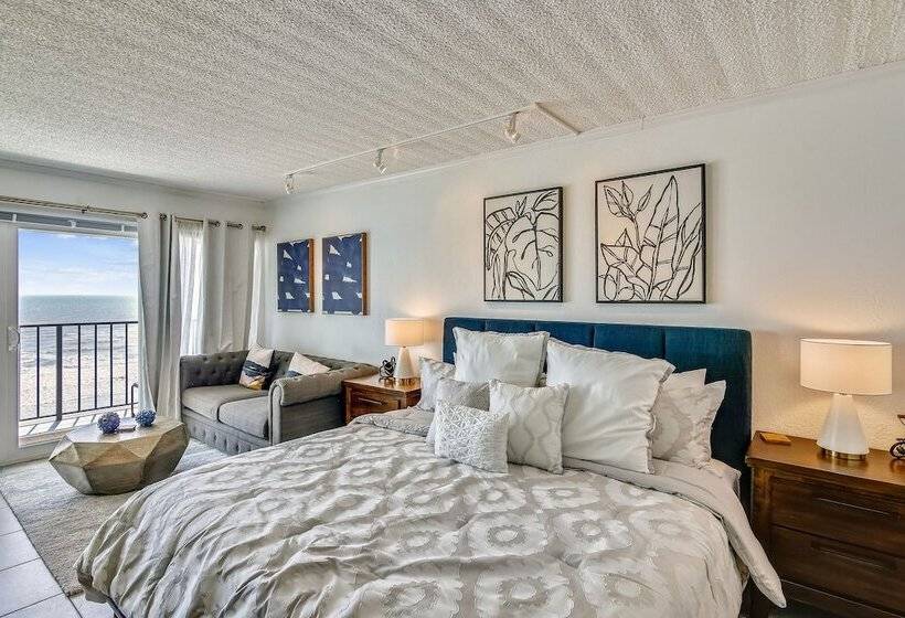 By The Sea Resort 808 Seaside Retreat