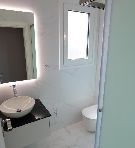 هتل Angel Saranda Palace