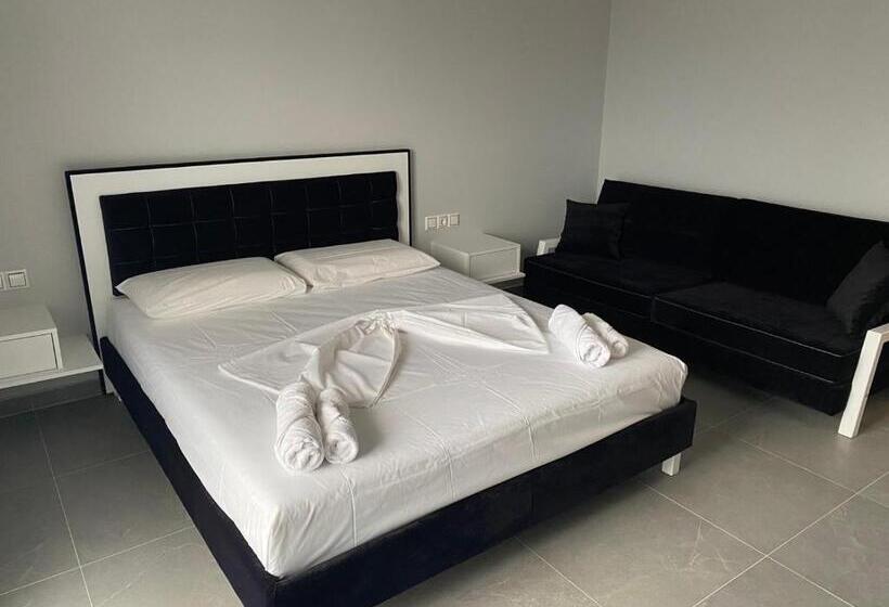 هتل Angel Saranda Palace