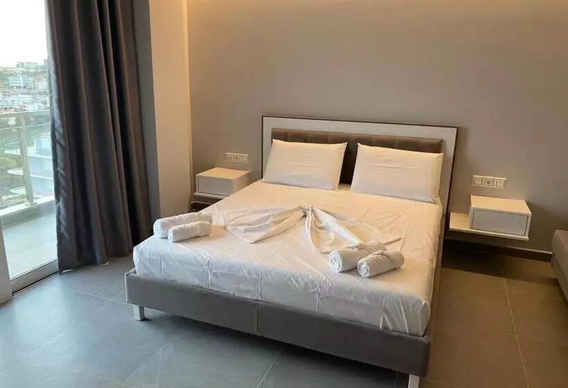 هتل Angel Saranda Palace