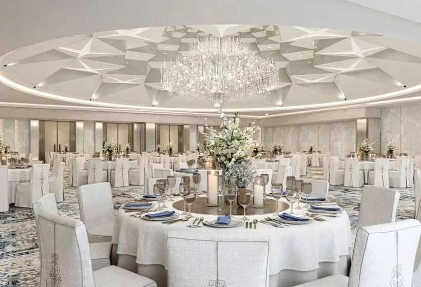 هتل The St. Regis Kuwait