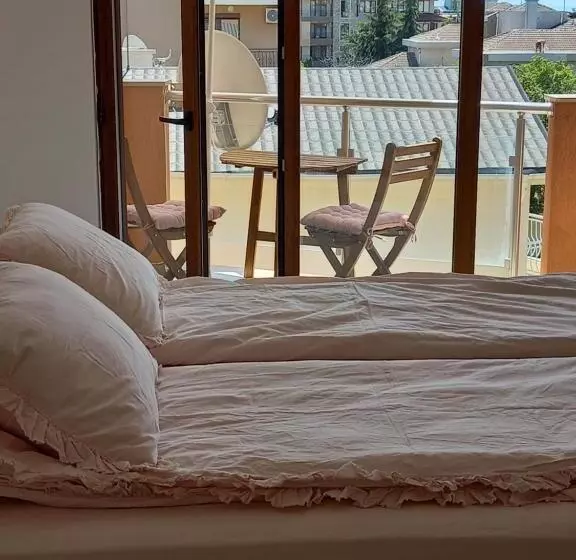 Perla 1 Apartments