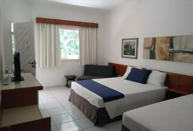 Riviera  Hotel Suite Família