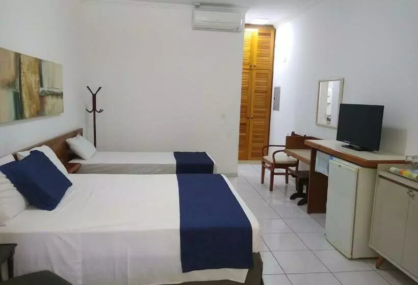 Riviera  Hotel Suite Família