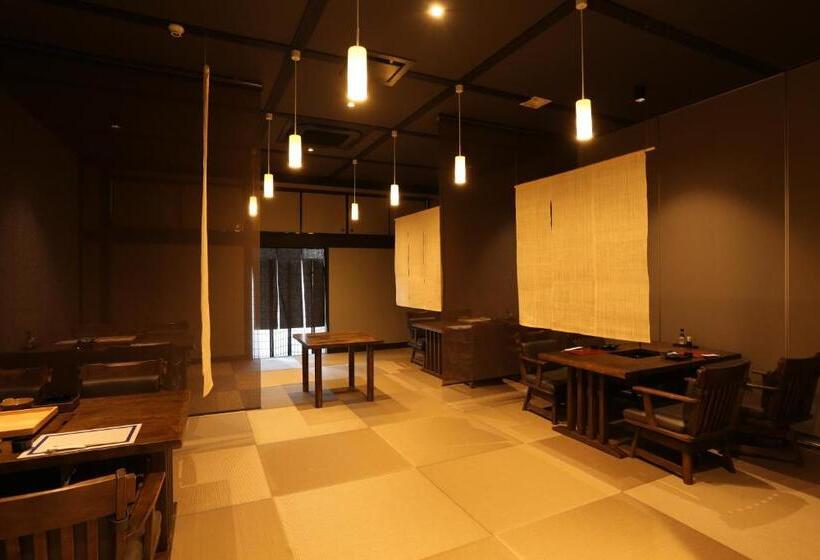 Ryokan 湯村温泉郷 御宿コトブキ