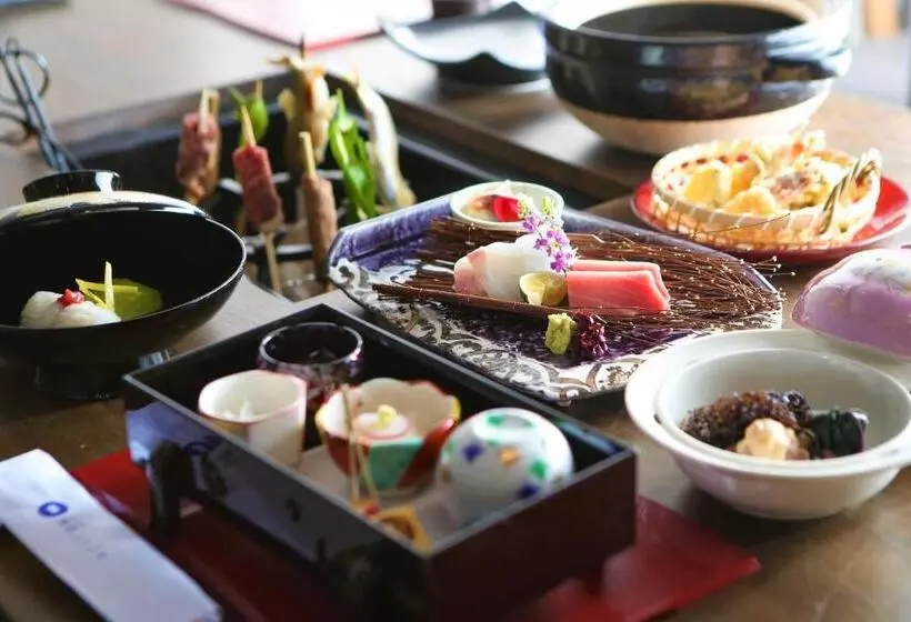旅館 湯村温泉郷 御宿コトブキ