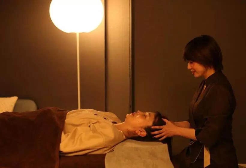 旅館 湯村温泉郷 御宿コトブキ