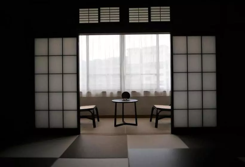 旅館 湯村温泉郷 御宿コトブキ