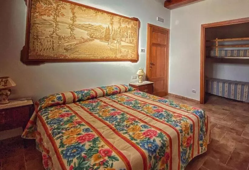 Hotelli Agriturismo Il Casato   Il Torchio
