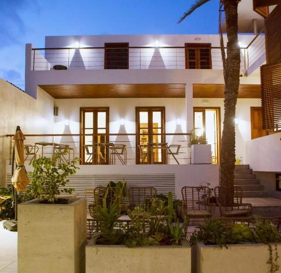 هتل Casa Da Djedja