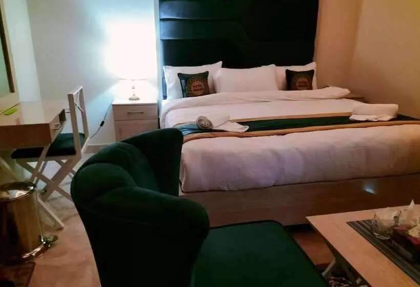 هتل Grand Lahore