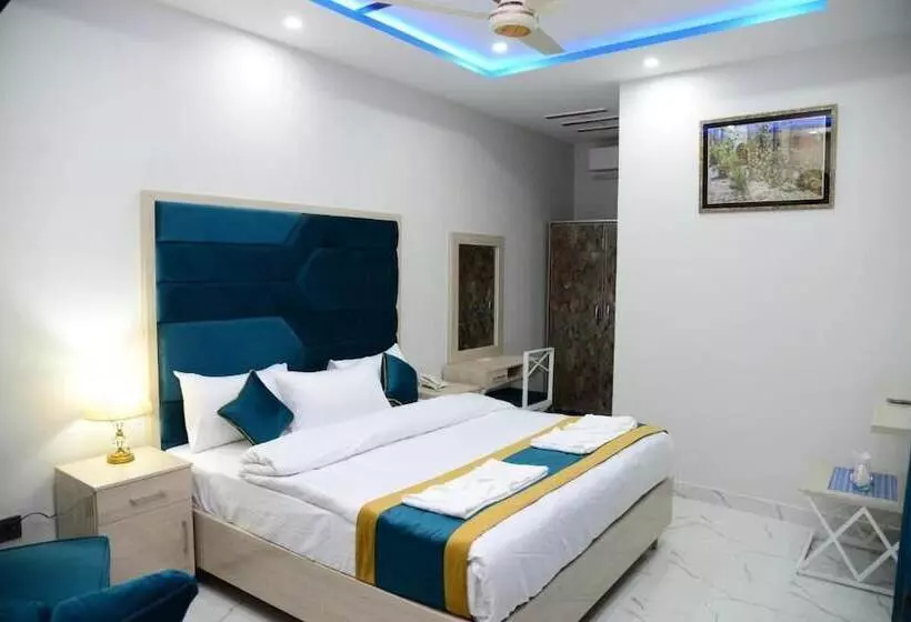 هتل Grand Lahore