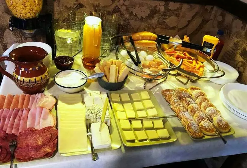 Hotelli Villa Sunshine / Slunečna Vila