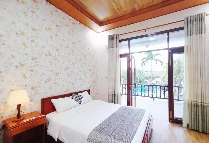 Mỹ Khánh Resort