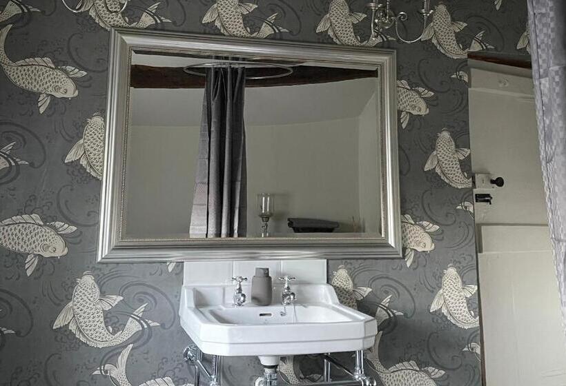 مبيت وإفطار Old Daltongate House