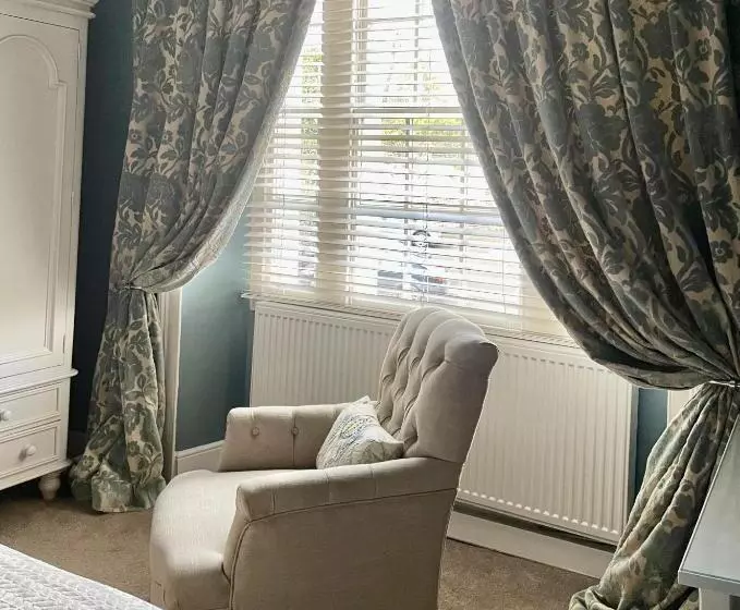 Aamiaismajoitus (B&B) Old Daltongate House