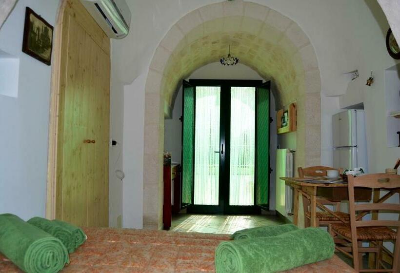 Bed and Breakfast Trullo Al Monte